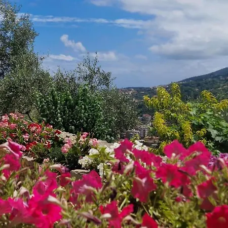 Le Iris Delle Cinque Terre * Специя