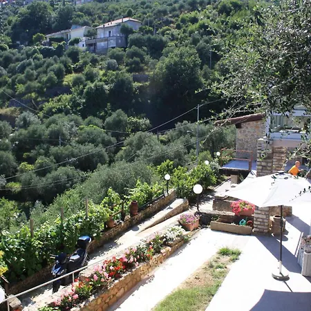 Le Iris Delle Cinque Terre 라스페치아